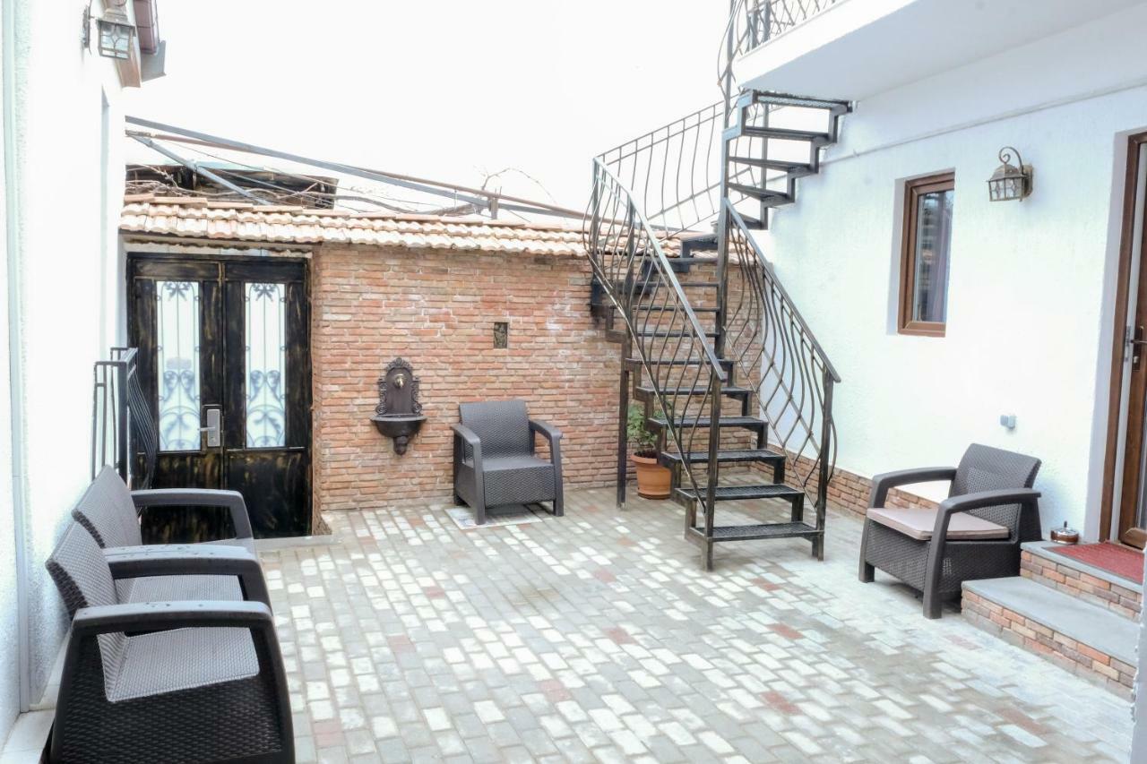 3 Studio Tbilisi Eksteriør bilde