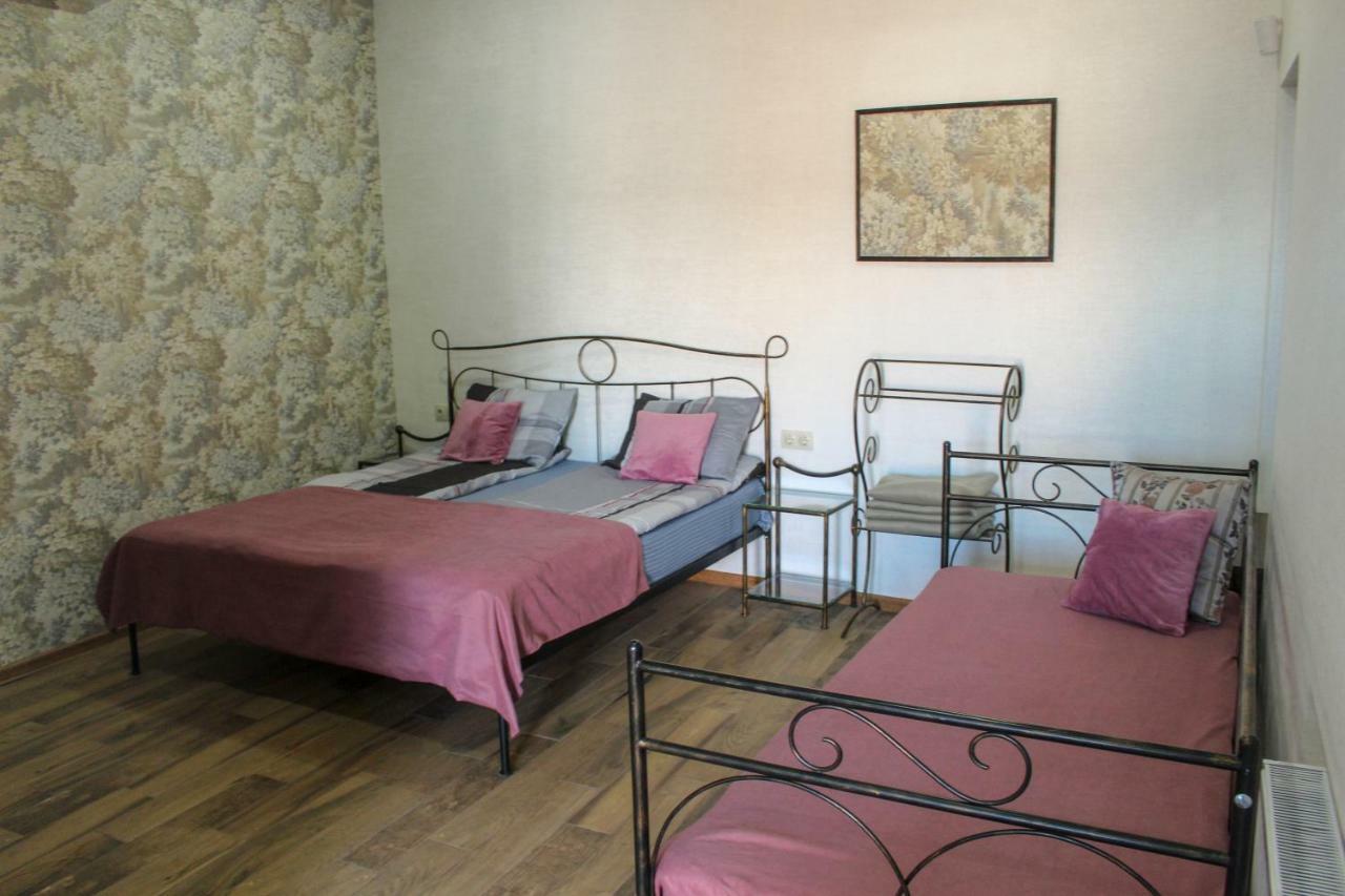 3 Studio Tbilisi Rom bilde